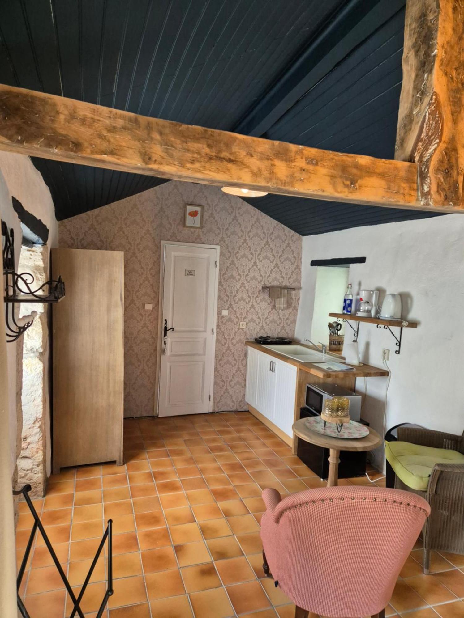 La Nouvelle Vie En Quercy Bed & Breakfast Montaigu-de-Quercy ภายนอก รูปภาพ