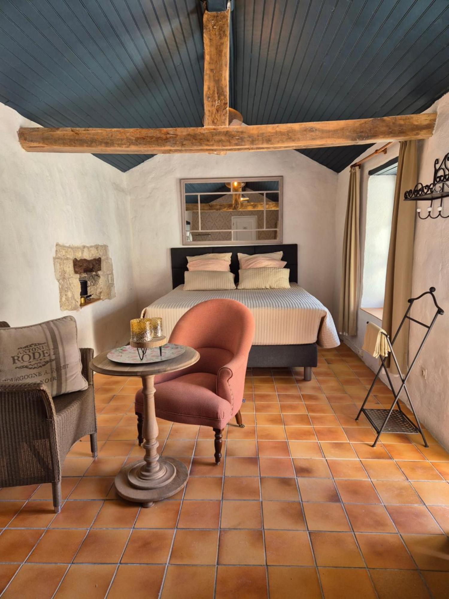La Nouvelle Vie En Quercy Bed & Breakfast Montaigu-de-Quercy ภายนอก รูปภาพ